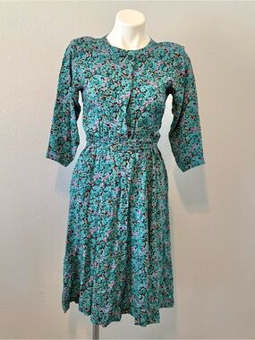 Vintage Jessica Rose Belted Button Up Floral Dress